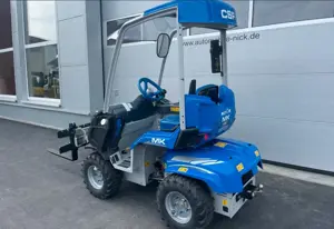 Multione MK Hoflader Radlader mit Schaufel-Palettengabel Avant Bild 4