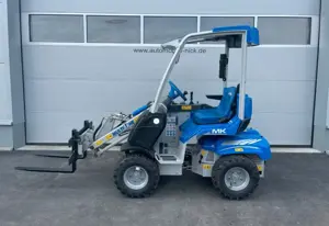Multione MK Hoflader Radlader mit Schaufel-Palettengabel Avant Bild 3