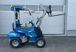 Multione MK Hoflader Radlader mit Schaufel-Palettengabel Avant Bild 5