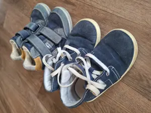 Kinderschuhe Größe 23