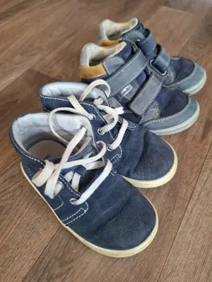 Kinderschuhe Größe 23