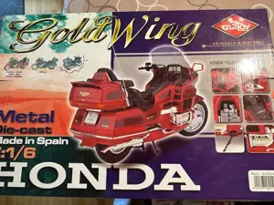 Metal Goldwing Cast Rot