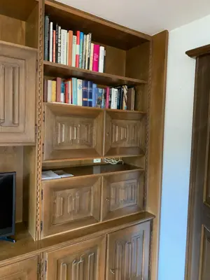 Wohnzimmer-Schrank mit Echtholzfurnier Bild 4