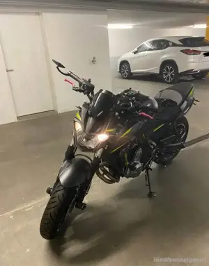 Kawasaki Z750  Bild 2