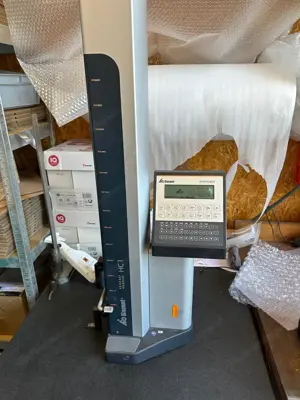 Höhenmessgerät Garant (Mahr) mit Messplatte 1200x800mm