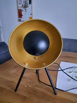 Kleine stehlampe zu verkaufen 