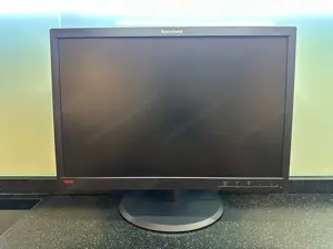 Lenovo ThinkVision Monitor 22    gebraucht, voll funktionsfähig