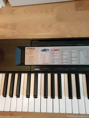 Keyboard Yamaha ( defekt ) Bild 4