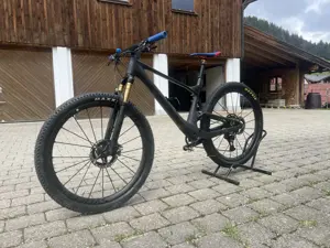 Mountainbike Scott Spark Bild 5