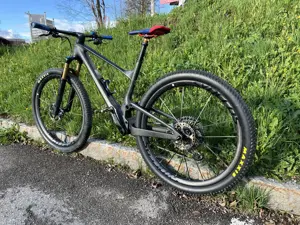 Mountainbike Scott Spark Bild 9