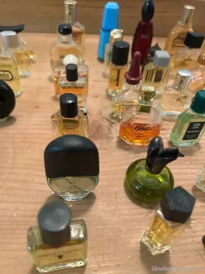 101 Stück Miniatur Flacons für Sammler Bild 4