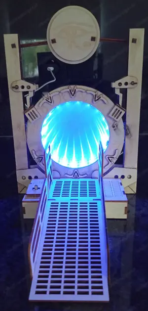 Stargate Buchstütze  Bild 4