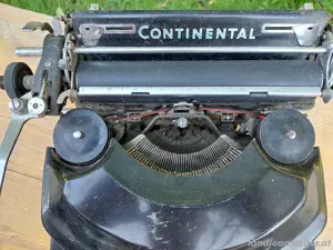 Alte Schreibmaschine Bild 4