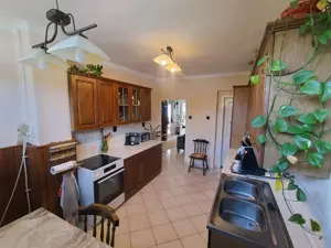 Haus in Ungarn 50 km Österreichische Grenze , mit Obstbäumen, Nebengebäuden Bild 5