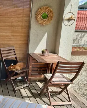 Holztisch & 2 Stühle zum zusammenklappen Bild 2