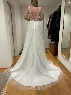 NEU (nicht abgeändert) Brautkleid Marke Fara Sposa - Love Bild 4