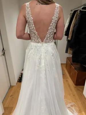 NEU (nicht abgeändert) Brautkleid Marke Fara Sposa - Love Bild 5