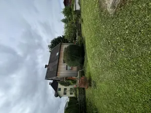  Gärtner , Heckeschneiden ,  Gartenarbeit  trimmen Unkraut jäten mähen Garten Hilfe   Bild 8
