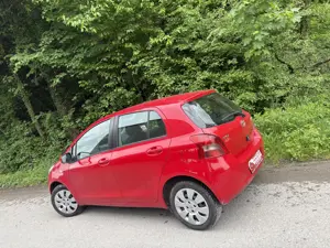 Toyota Yaris Km.96000 Bild 7