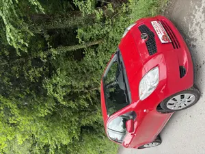 Toyota Yaris Km.96000 Bild 8