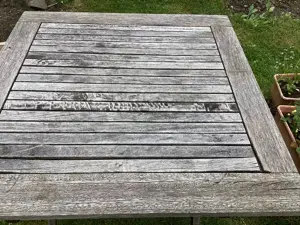 Gartentisch Bild 2