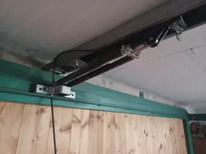 Garagentor mit ANSONIC Motor und Fernbedienung Bild 5