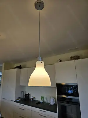 Küchen, Tischhängeleuchten aus Glas