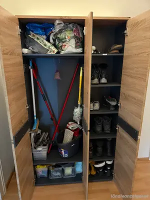 Flurmöbel  Bild 4