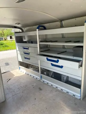 VW Transporter Bild 2