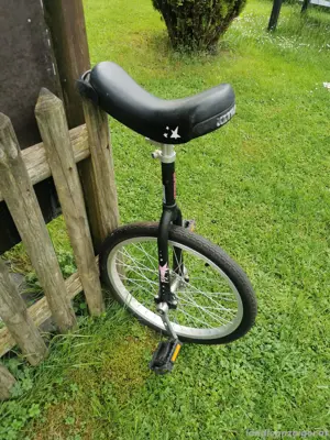 Ein Rad Fahrrad  Bild 2