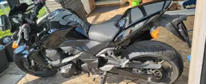 Motorrad Kawasaki Z750  Bild 2