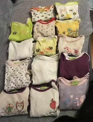 Bodies für Kleinkinder