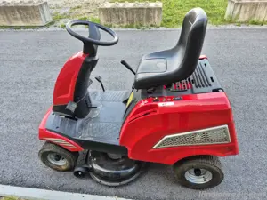 ELEKTRO rasenmähertraktor 
