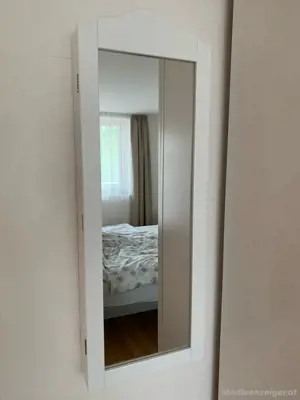 Schmuckschrank zum Aufhängen