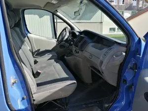 Opel Vivaro Camper Bild 8