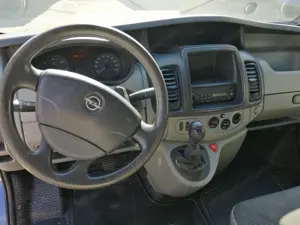 Opel Vivaro Camper Bild 10
