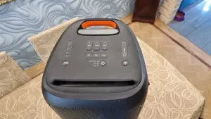 JBL Partybox 310 Bluetooth Lautsprecher - Schwarz Bild 2