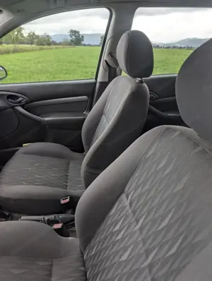 Ford Focus Kombi 1.8Tdci Bild 6