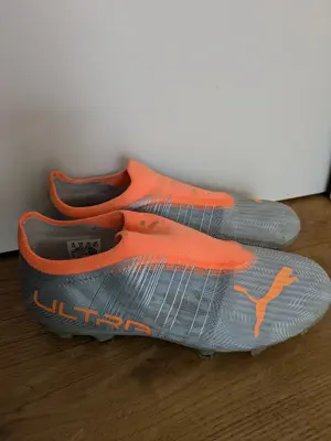 Fußballschuhe Größe 34