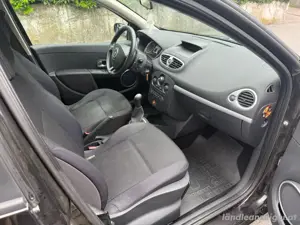 Renault Clio 1.2 16v Tüv neu 06 2026 Bild 10