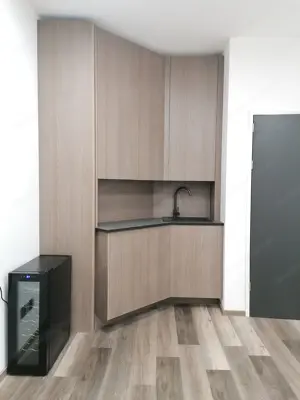 Kleines Ladengeschäft mit Schaufenster, in Passage in Dornbirn, mit WLAN, Miniküche und Dusche +WC Bild 4