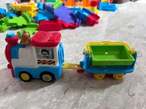 TutTut Vtech - Großer Bahnhof Bild 2