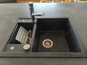 Nigelnagelneue Tischlereinbauküche von Corpus Küchendesign  Bild 2