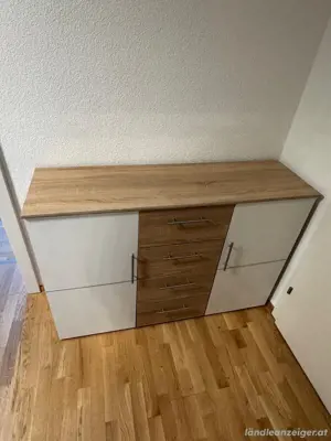 Komode L 133cm B 38 cm H 91 cm Bild 2