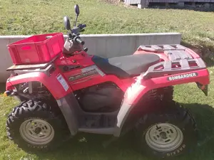 Bombardier Outlander Can-Am 400 Bild 2