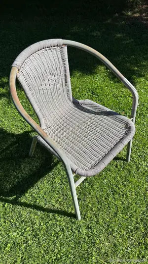 4 Gartenstühle gratis Bild 2
