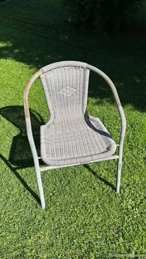 4 Gartenstühle gratis