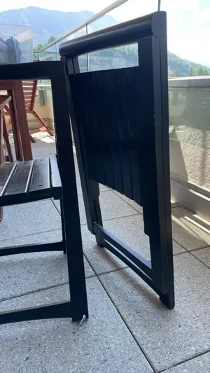 Klappstühle schwarz Bild 2