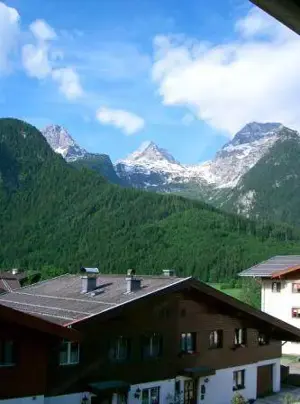 4 Zimmerwohnung in 5090 Lofer zu vermieten Bild 2