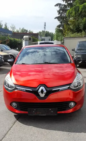 Renault Clio 66kw  184000km TÜV 1 26